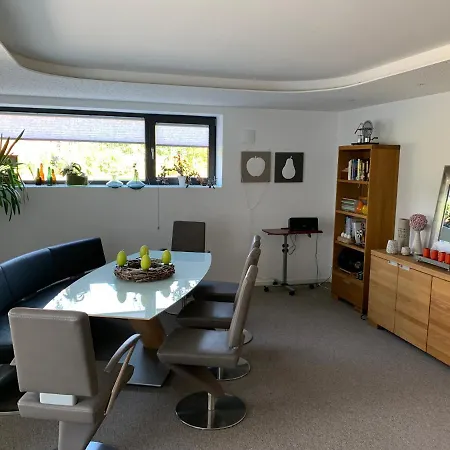 Ferienoase Zwischen Und Warnemuende 罗斯托克