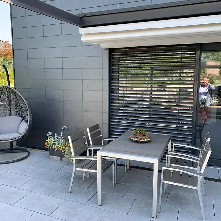 Daire Ferienoase Zwischen Und Warnemuende *