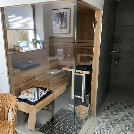 Ferienoase Zwischen Und Warnemuende