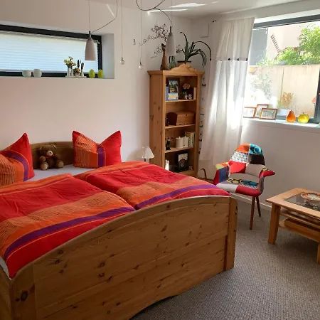 Apartment Ferienoase Zwischen Und Warnemuende *