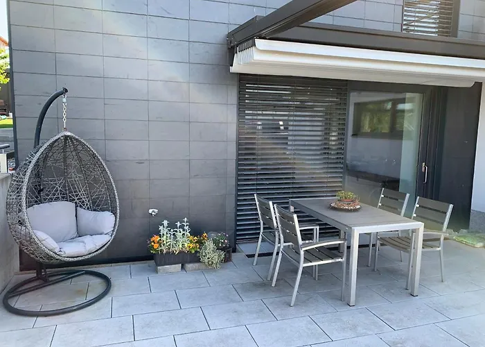 Ferienoase Zwischen Und Warnemuende Apartment